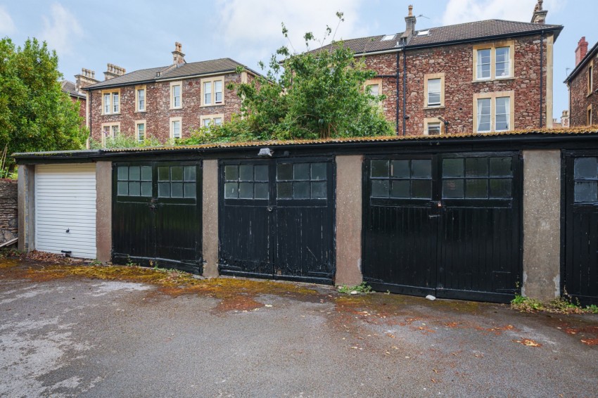 Images for Apsley Road, Clifton, Bristol, BS8 EAID:1234 BID:1234